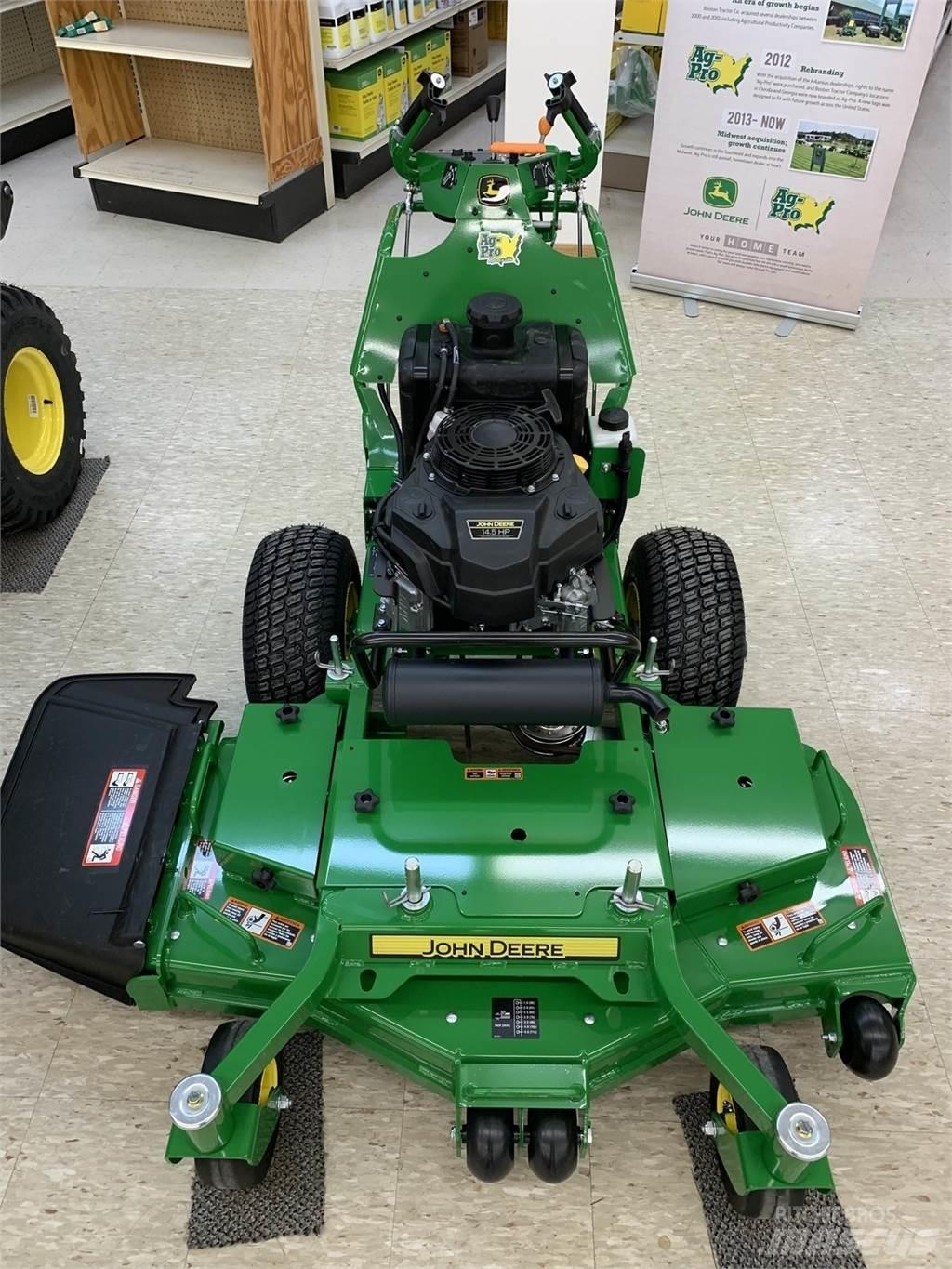 John Deere W48M Vedené sekačky