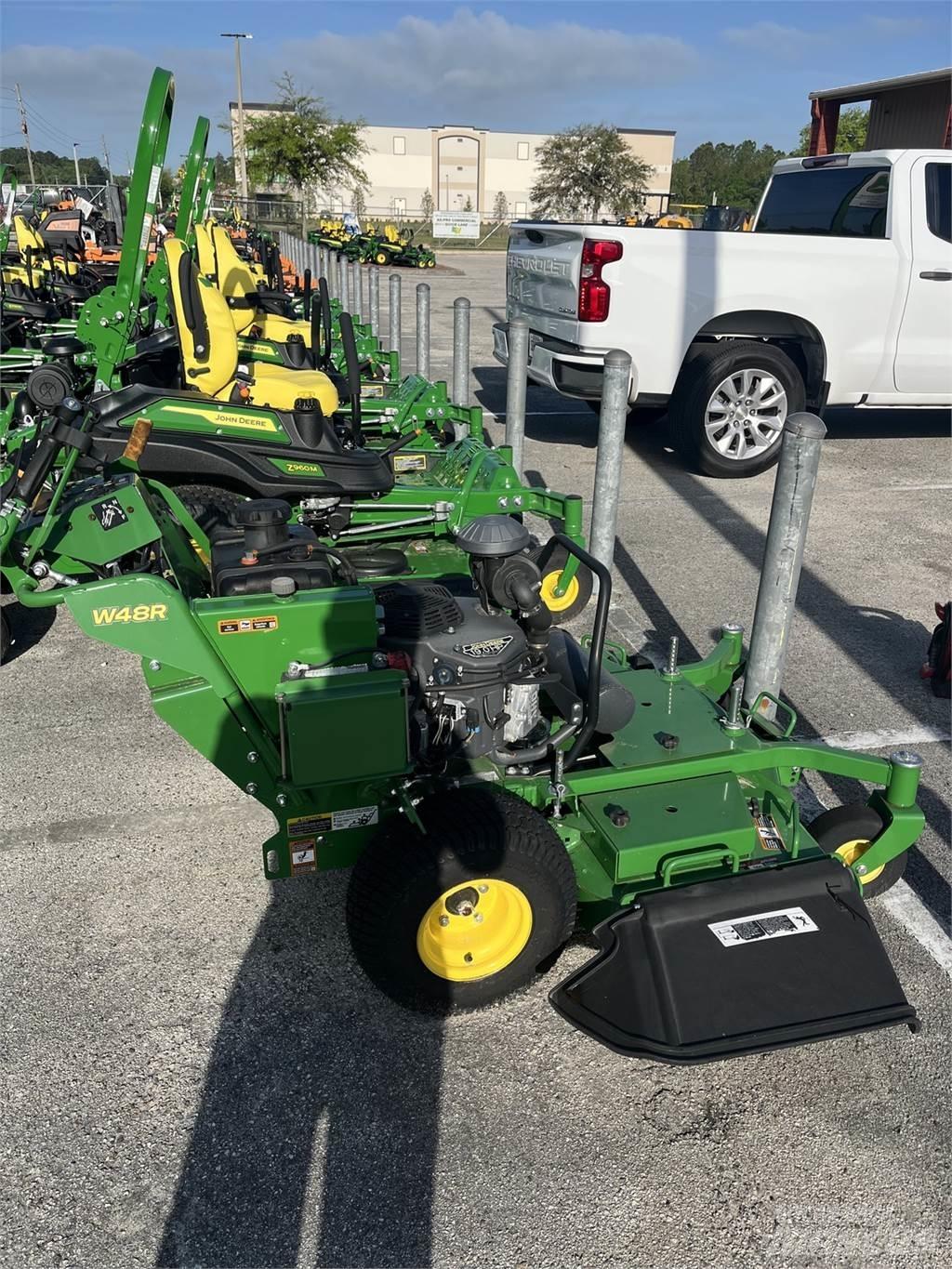 John Deere W48R Vedené sekačky