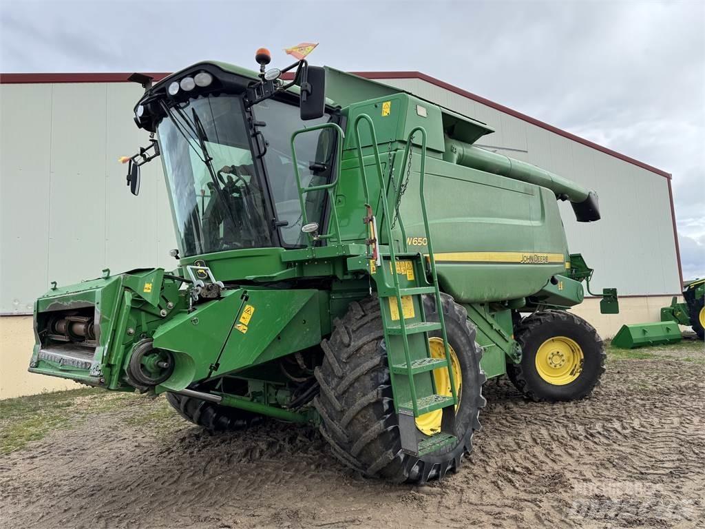 John Deere W650 Sklízecí mlátičky