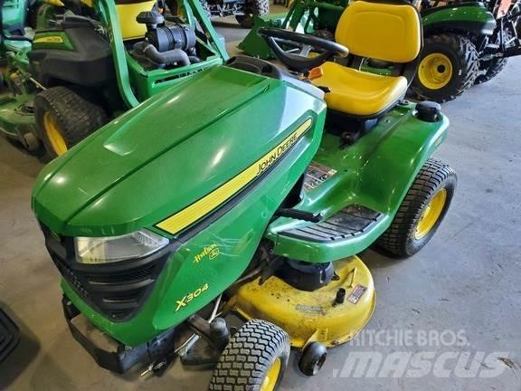 John Deere X304 Samojízdné sekačky