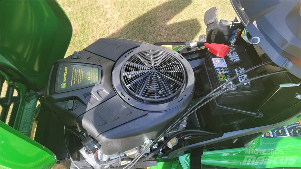 John Deere x330 Kompaktní traktory