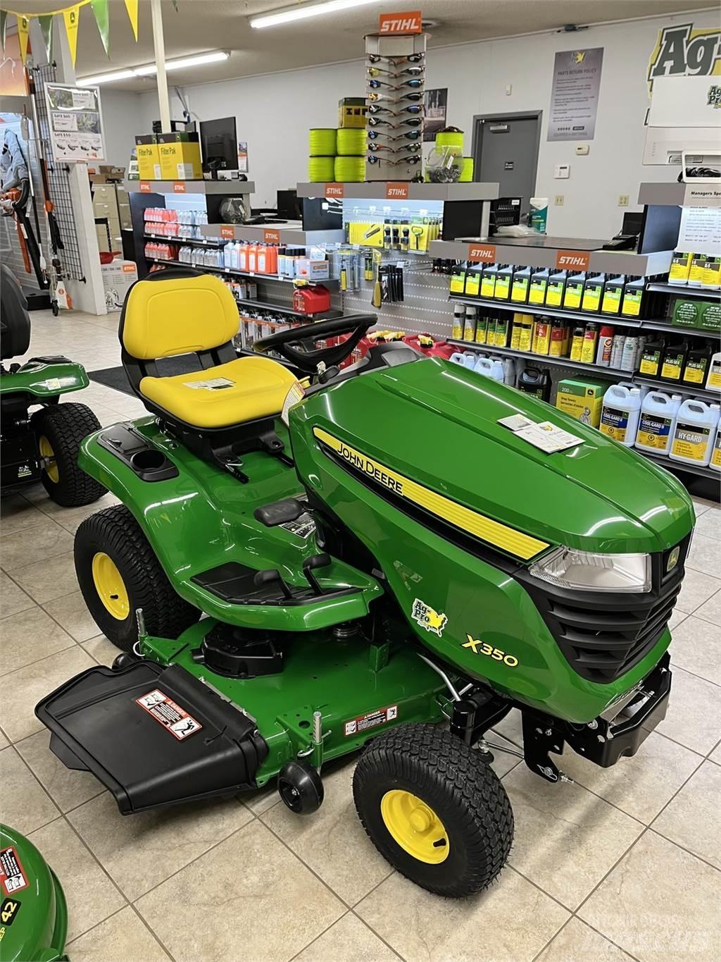 John Deere X350 Kompaktní traktory