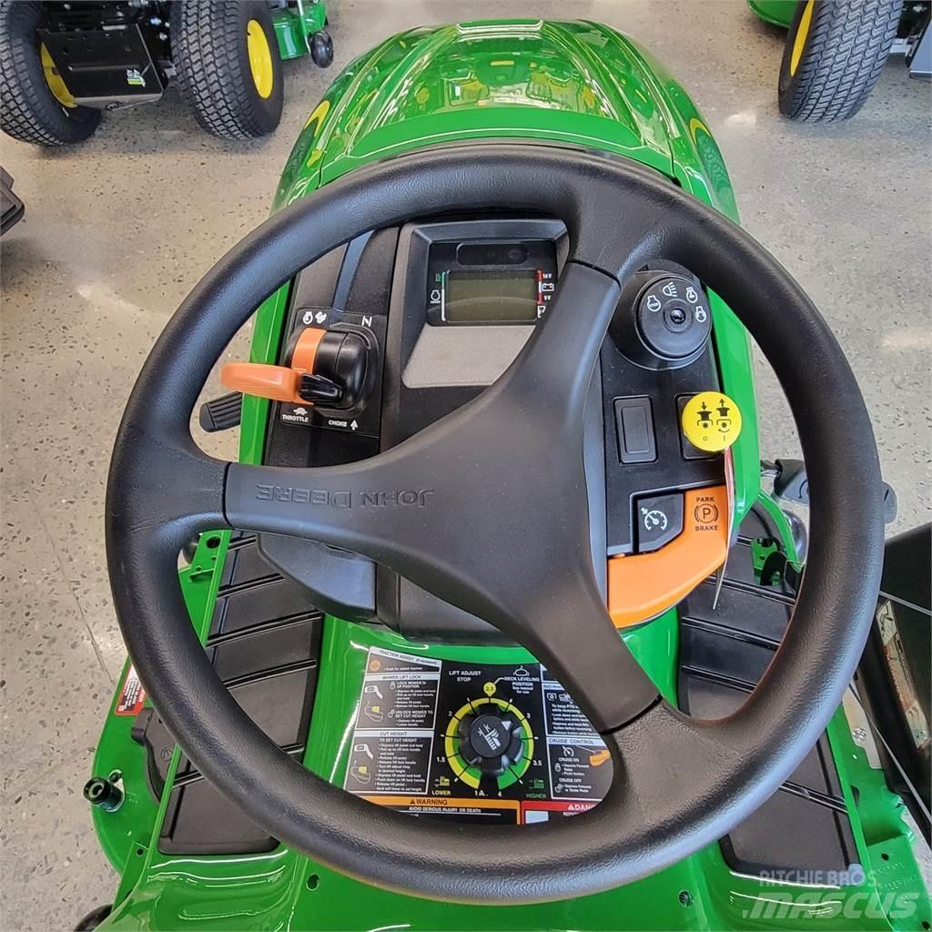 John Deere X350 Kompaktní traktory