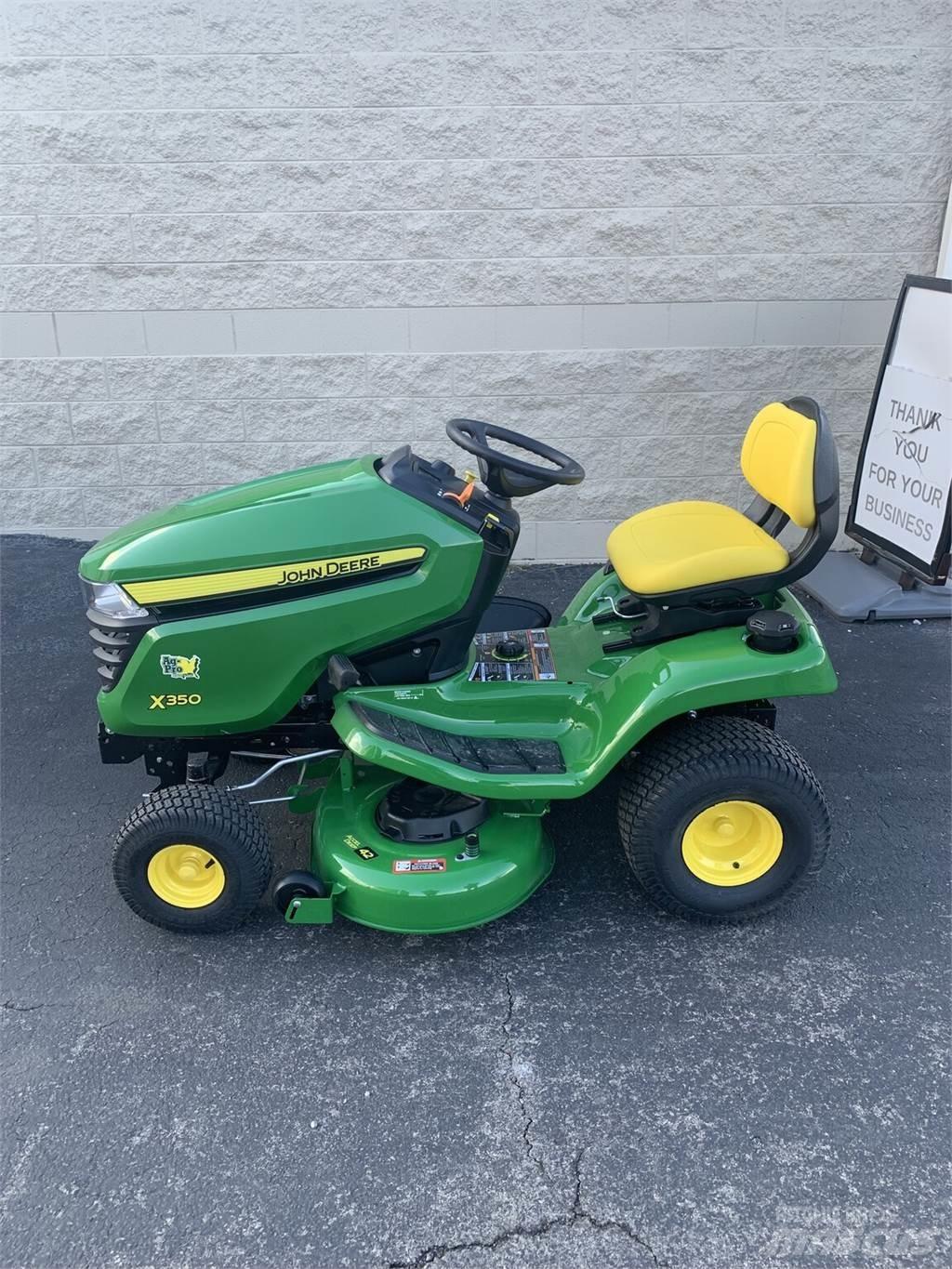 John Deere X350 Kompaktní traktory