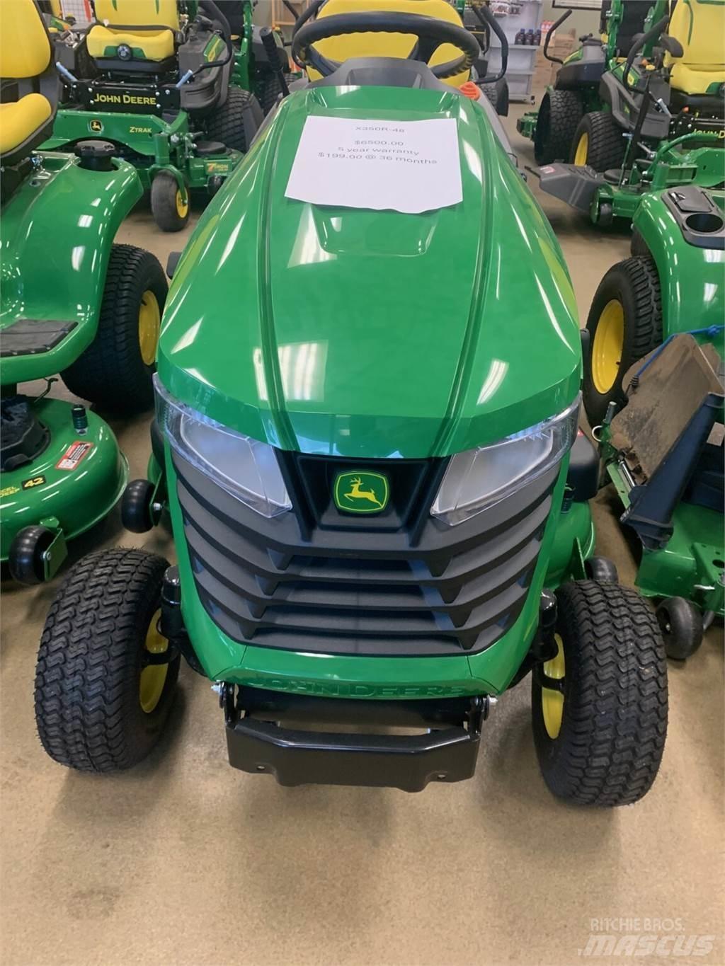 John Deere X350 Kompaktní traktory