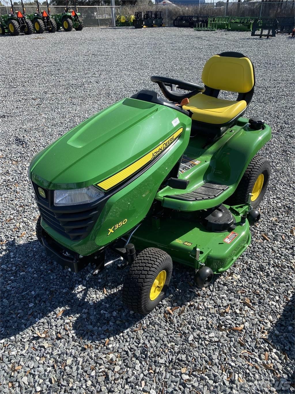 John Deere X350 Kompaktní traktory