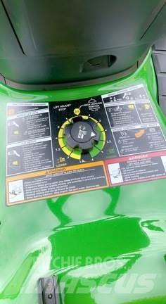 John Deere X350 Samojízdné sekačky