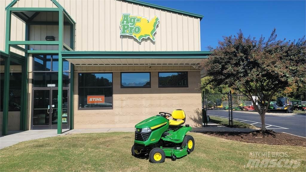 John Deere X350 Kompaktní traktory