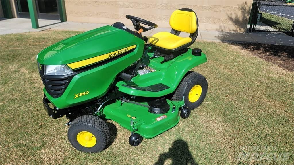 John Deere X350 Kompaktní traktory