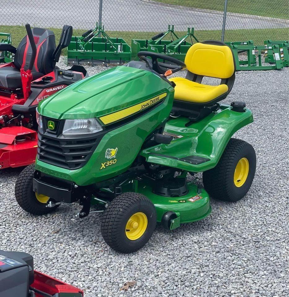 John Deere X350 Kompaktní traktory