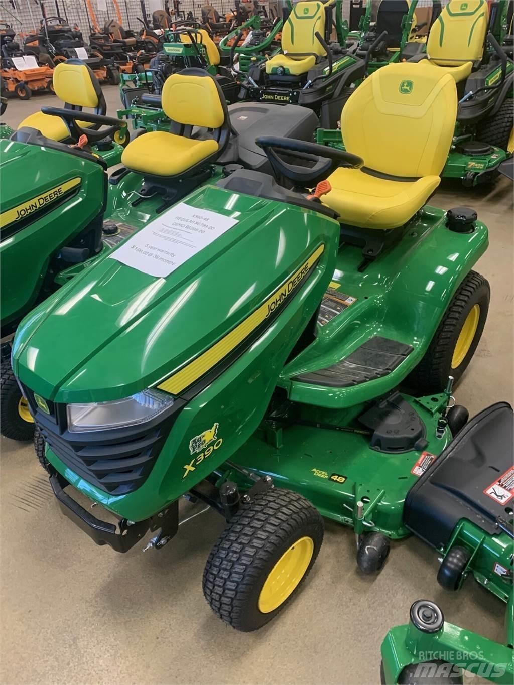 John Deere X390 Kompaktní traktory