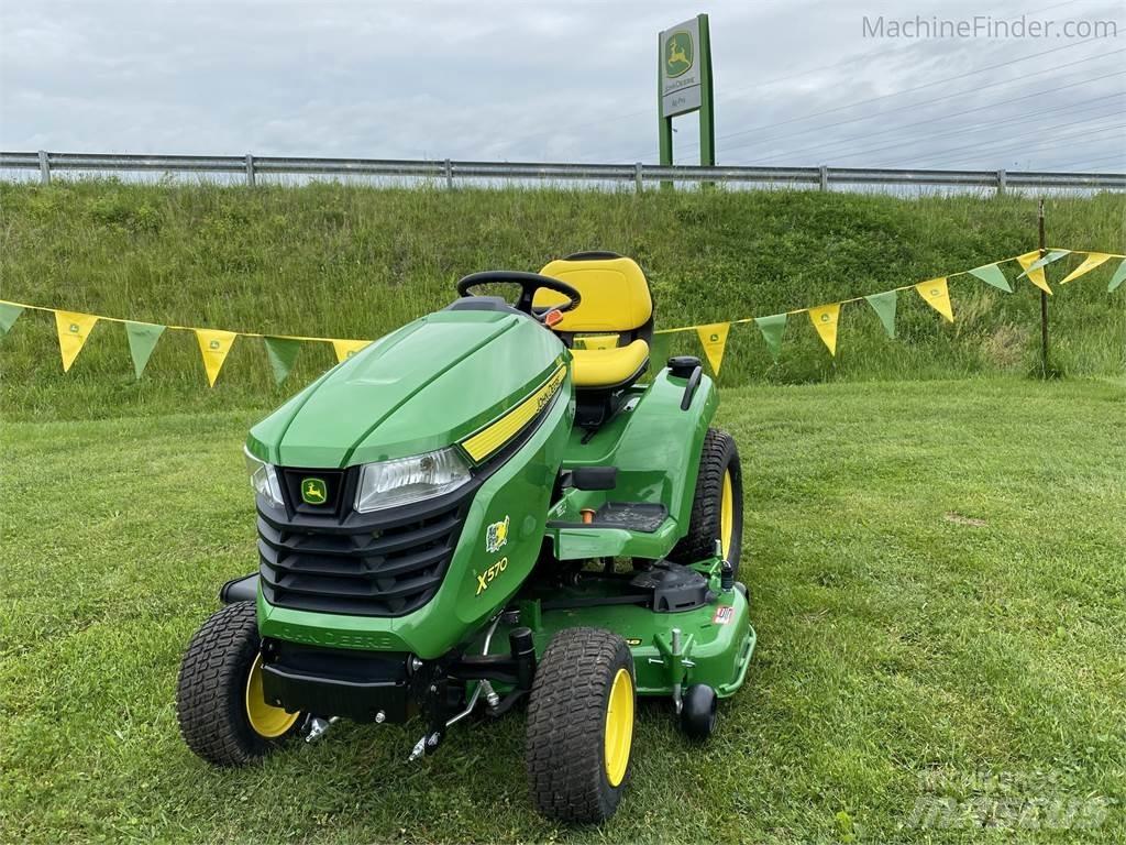 John Deere x570 Kompaktní traktory