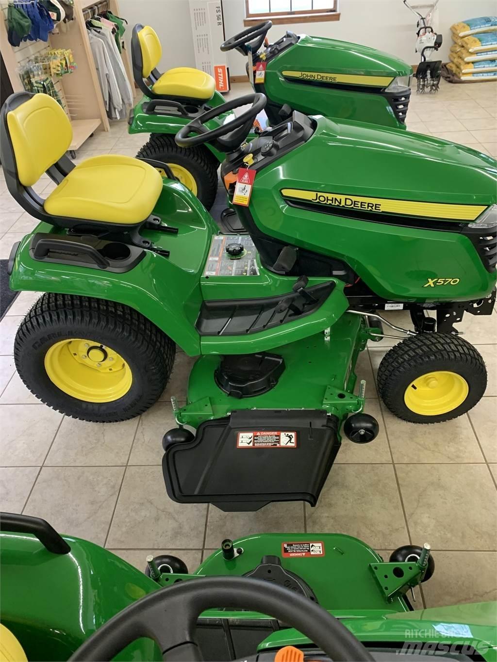 John Deere X570 Kompaktní traktory