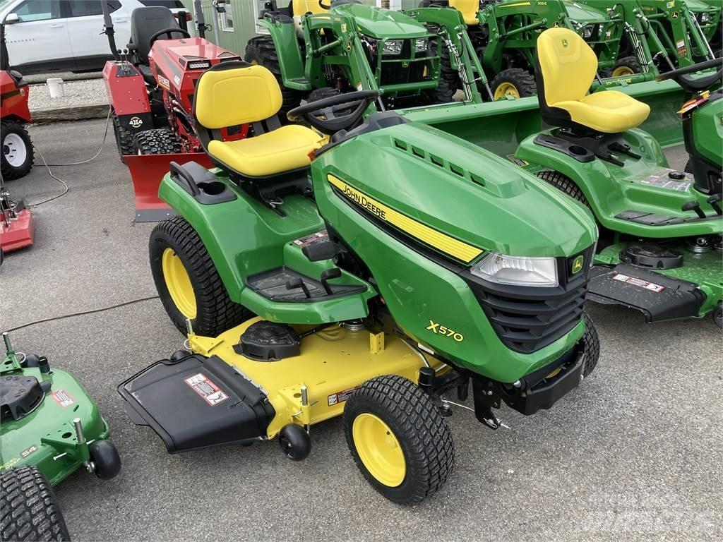 John Deere X570 Kompaktní traktory