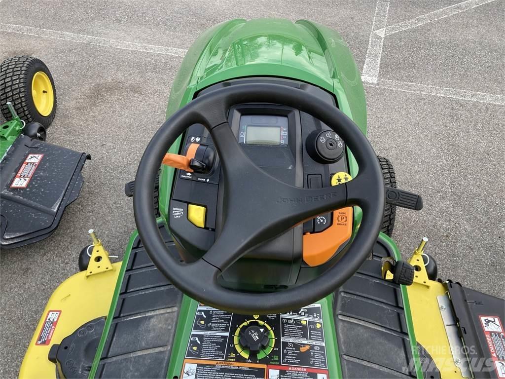 John Deere X570 Kompaktní traktory