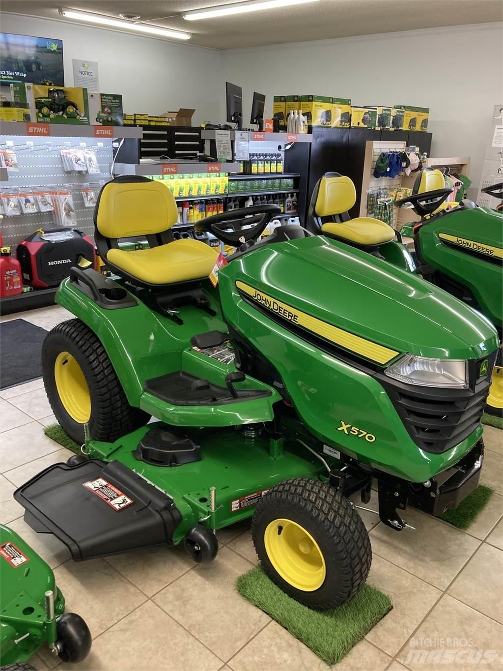 John Deere X570 Kompaktní traktory