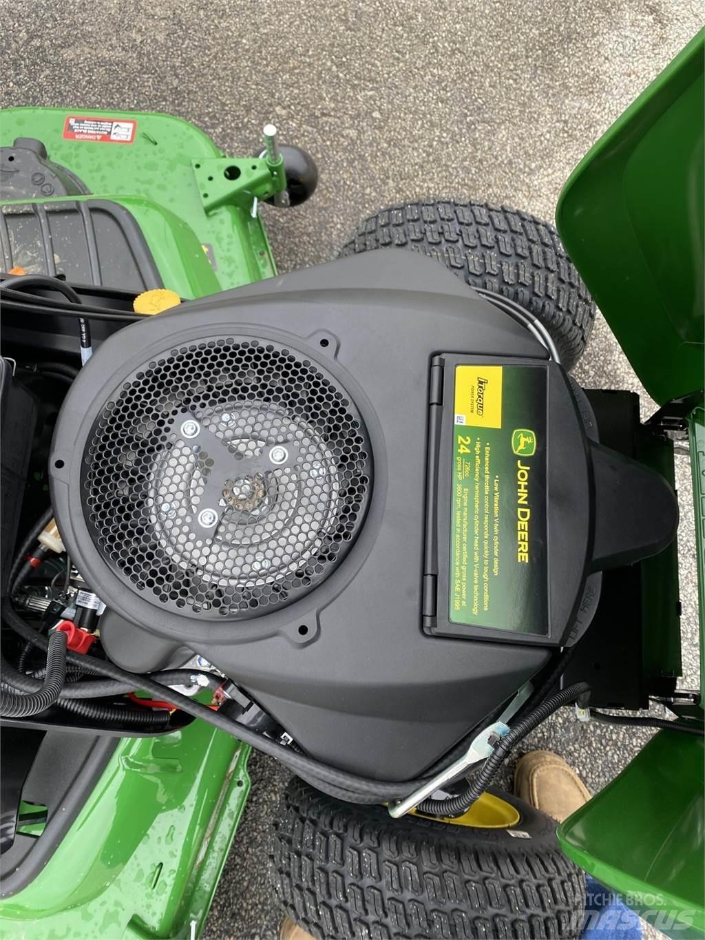 John Deere X580 Kompaktní traktory