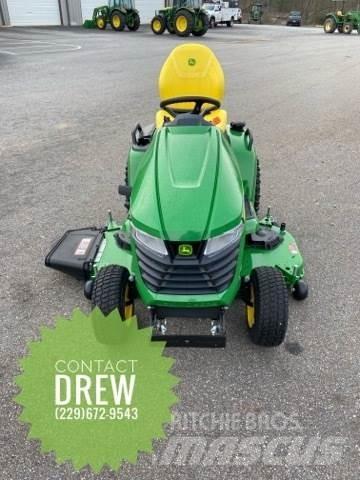 John Deere X580 Kompaktní traktory