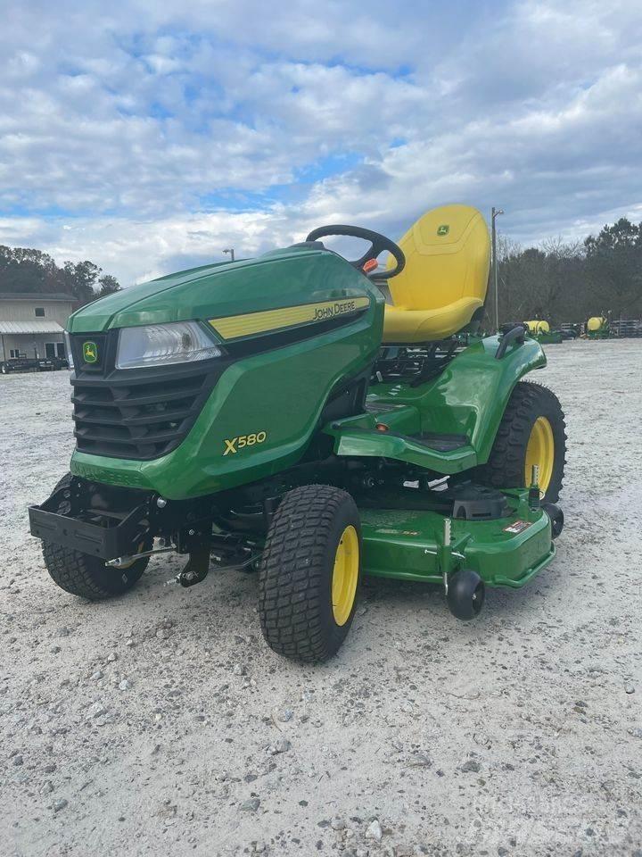John Deere X580 Samojízdné sekačky