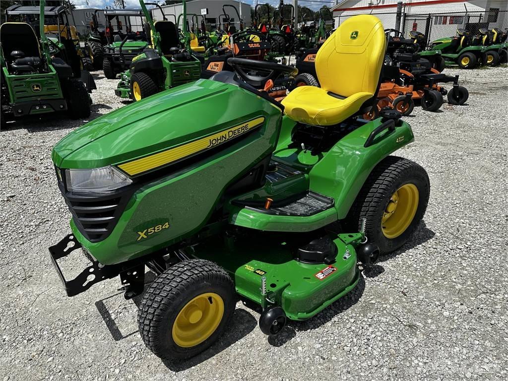 John Deere X584 Kompaktní traktory