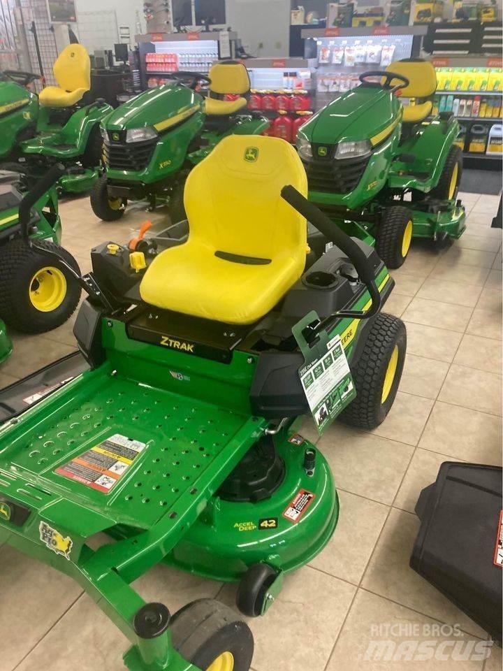 John Deere Z315E Sekačky s nulovým poloměrem otáčení