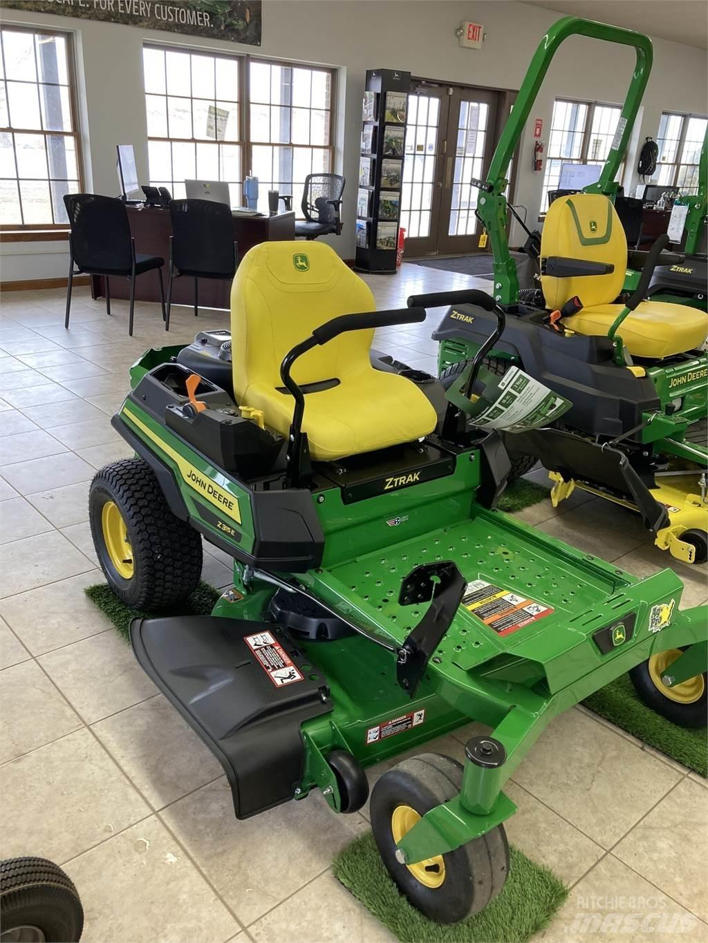 John Deere Z315E Sekačky s nulovým poloměrem otáčení