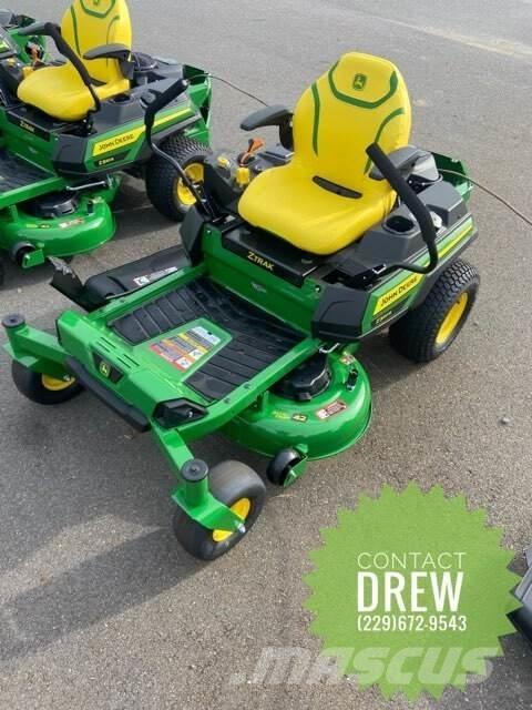 John Deere Z320R Sekačky s nulovým poloměrem otáčení
