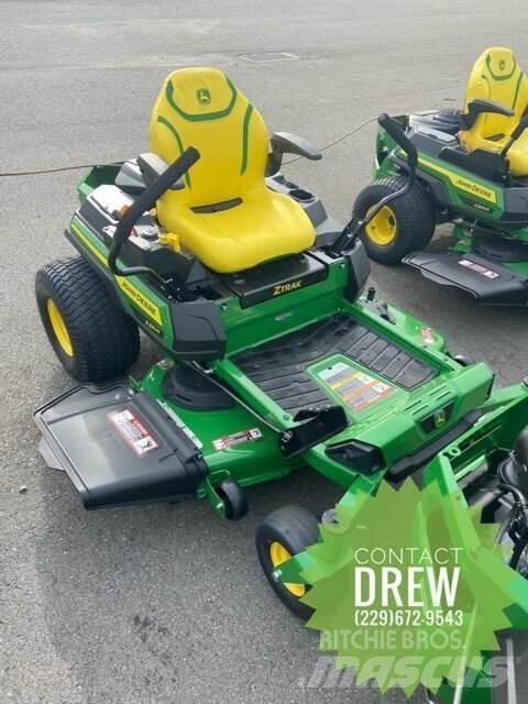John Deere Z330R Sekačky s nulovým poloměrem otáčení