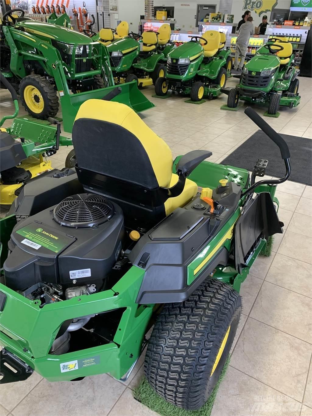 John Deere Z330R Sekačky s nulovým poloměrem otáčení