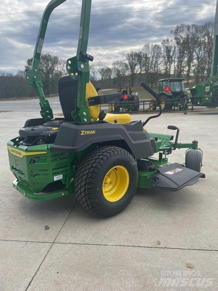 John Deere Z515E Sekačky s nulovým poloměrem otáčení