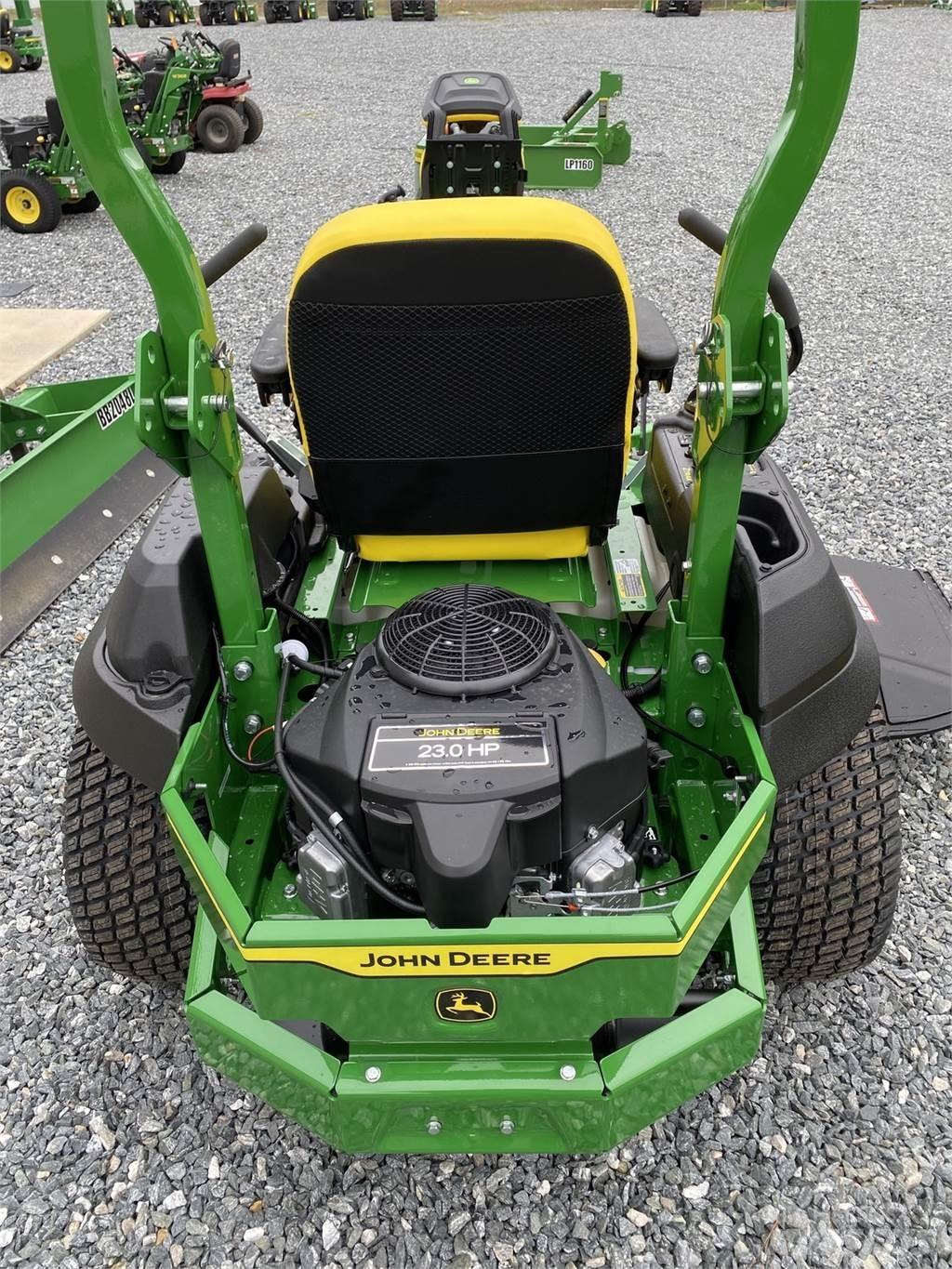 John Deere Z720E Sekačky s nulovým poloměrem otáčení
