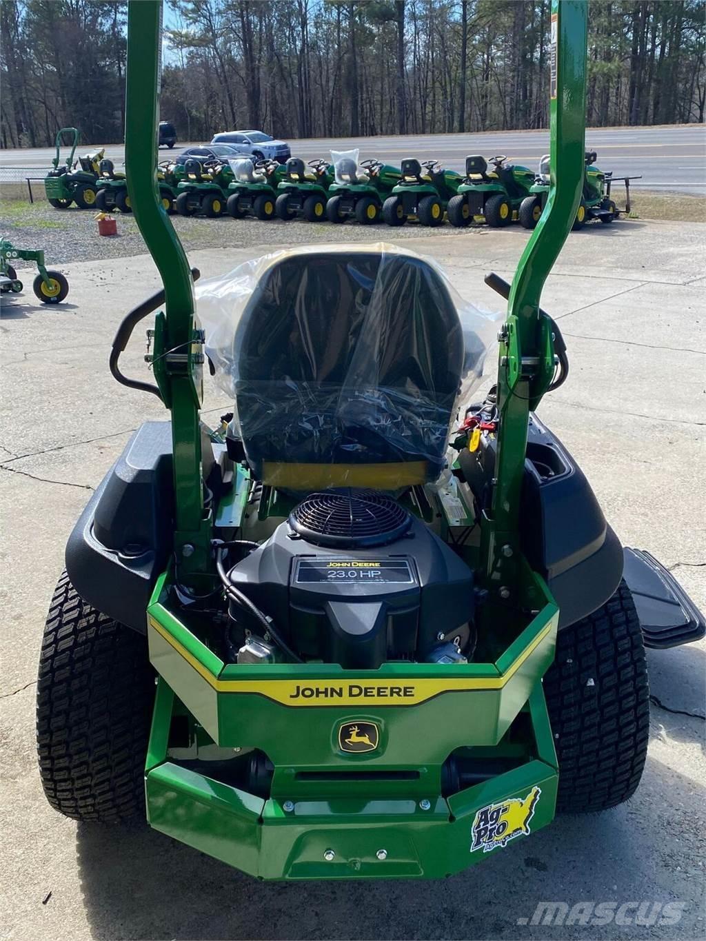 John Deere Z720E Sekačky s nulovým poloměrem otáčení