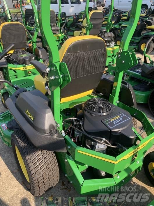 John Deere Z720E Sekačky s nulovým poloměrem otáčení