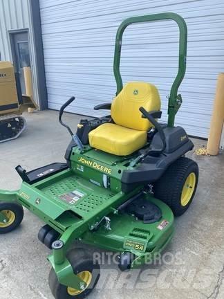 John Deere Z720E Sekačky s nulovým poloměrem otáčení