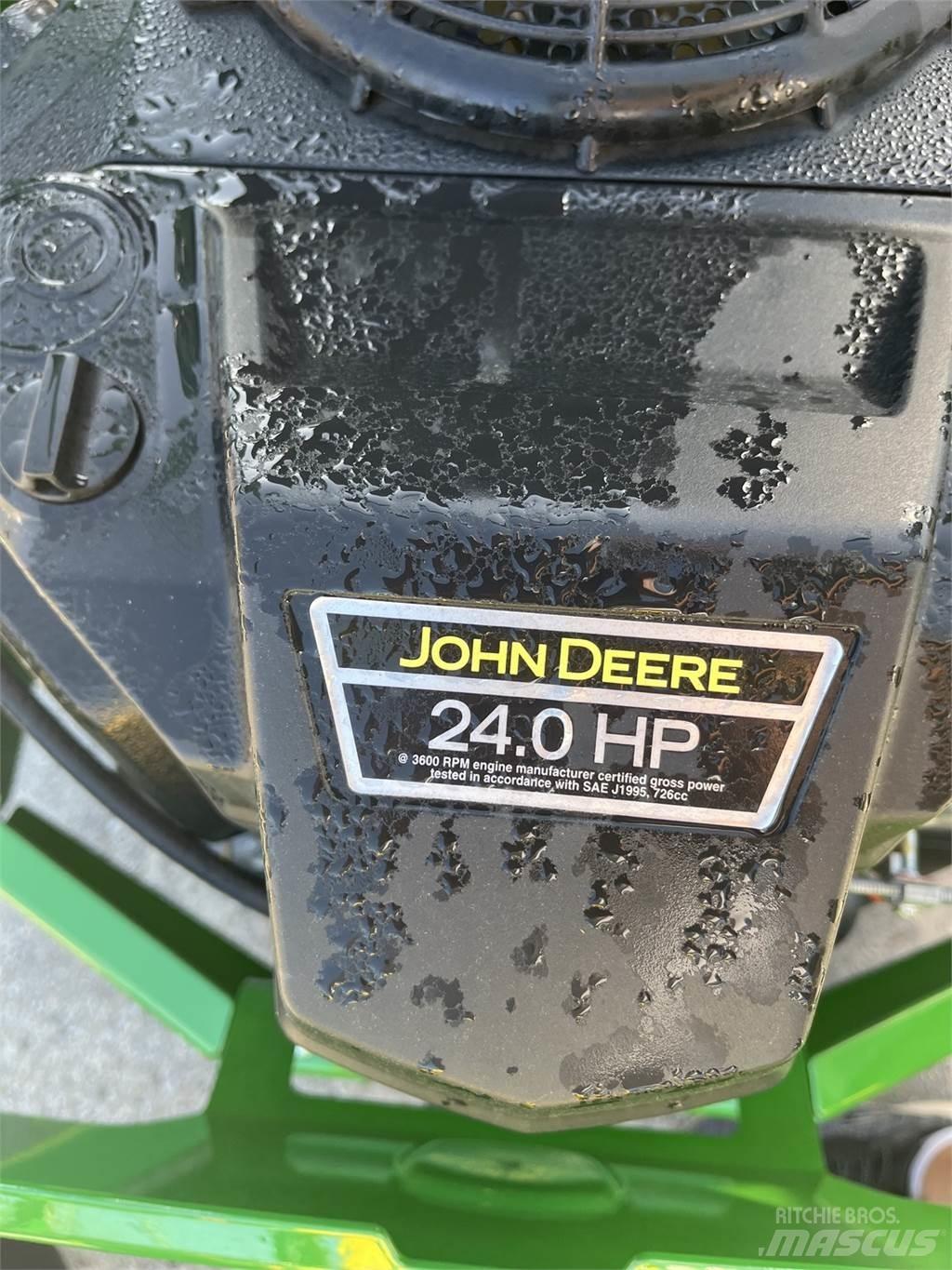 John Deere Z730 Sekačky s nulovým poloměrem otáčení