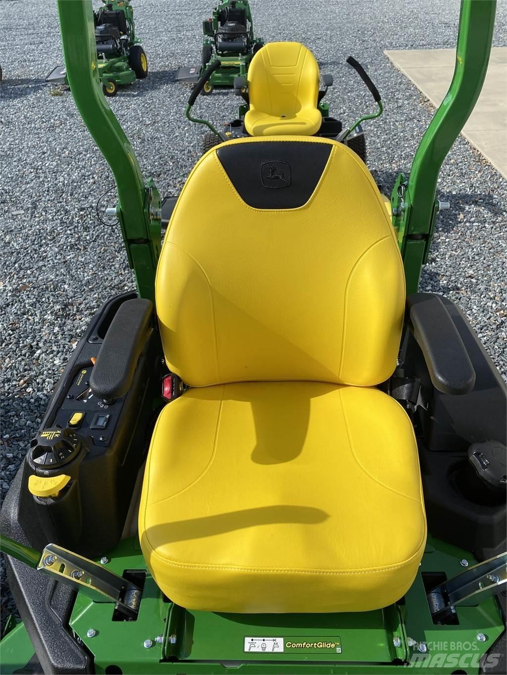 John Deere Z730M Sekačky s nulovým poloměrem otáčení