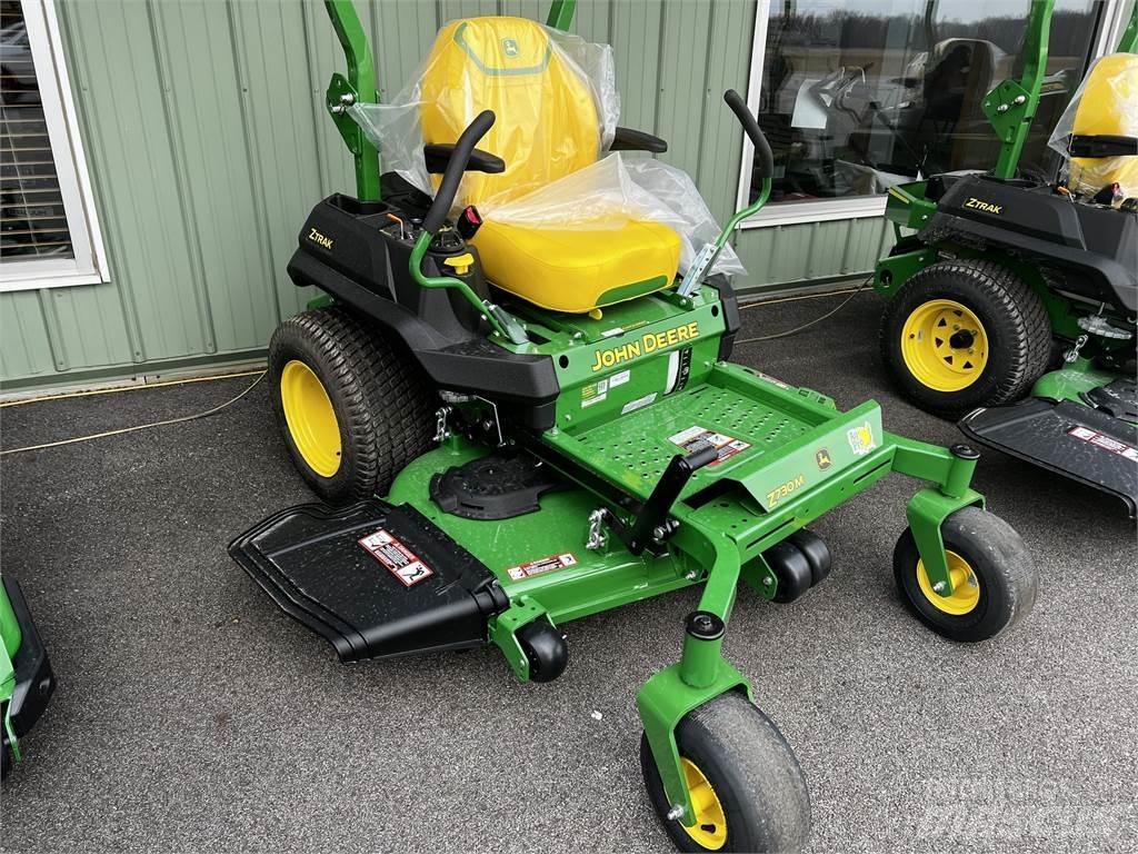 John Deere Z730M Sekačky s nulovým poloměrem otáčení