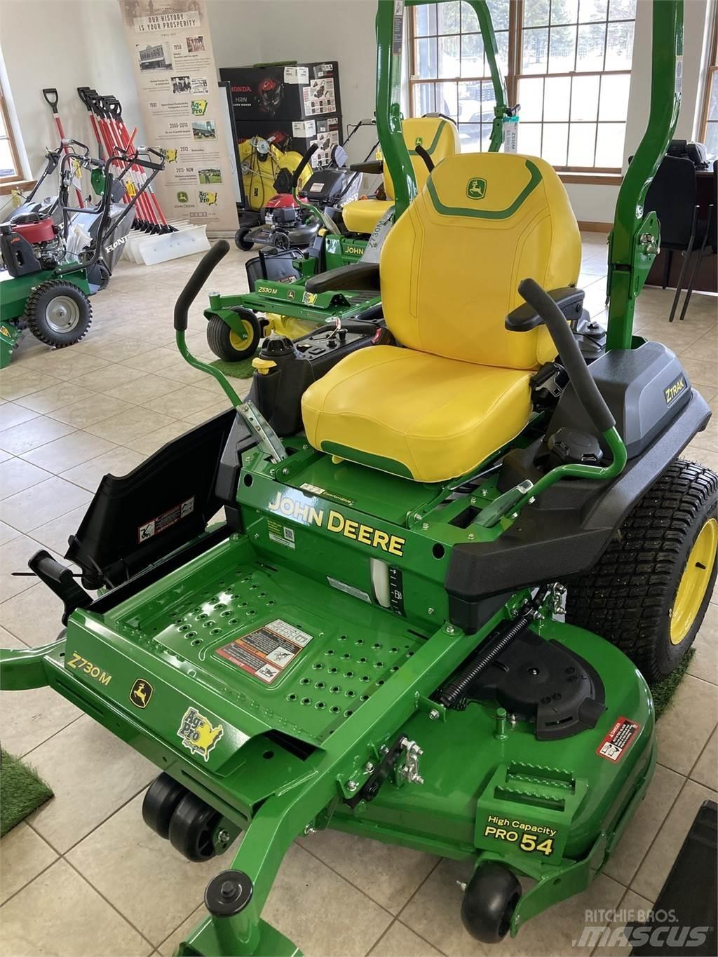 John Deere Z730M Sekačky s nulovým poloměrem otáčení