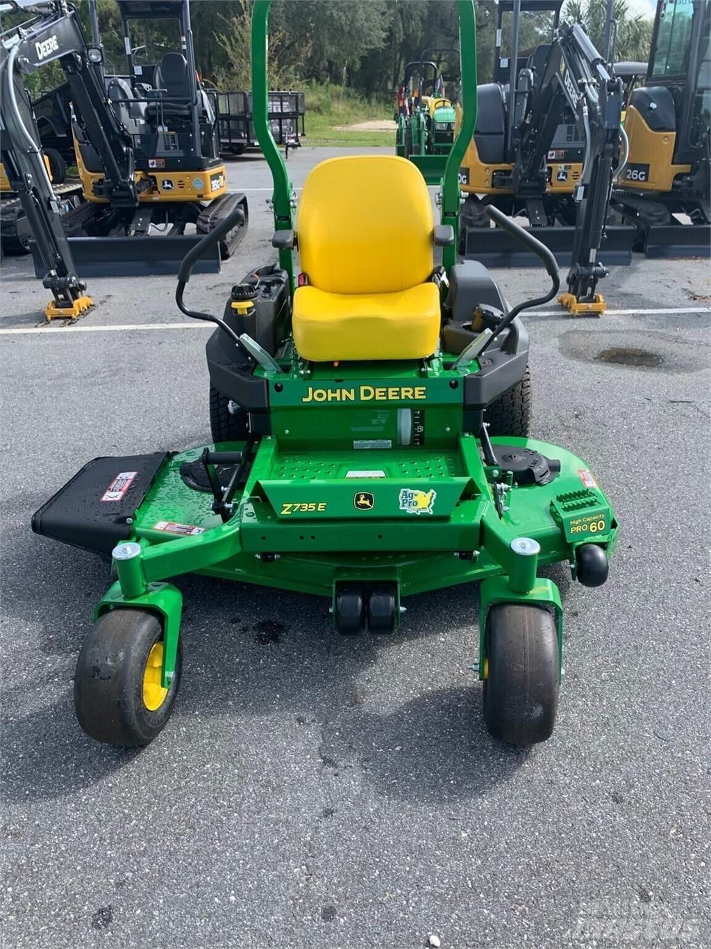 John Deere Z735E Sekačky s nulovým poloměrem otáčení