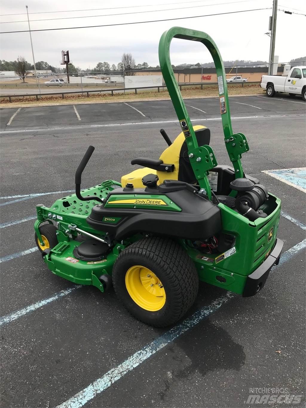 John Deere Z920M Sekačky s nulovým poloměrem otáčení