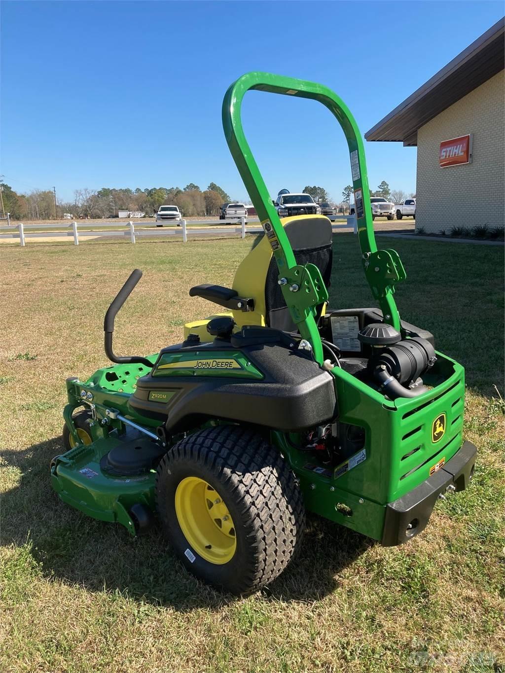 John Deere Z920M Sekačky s nulovým poloměrem otáčení