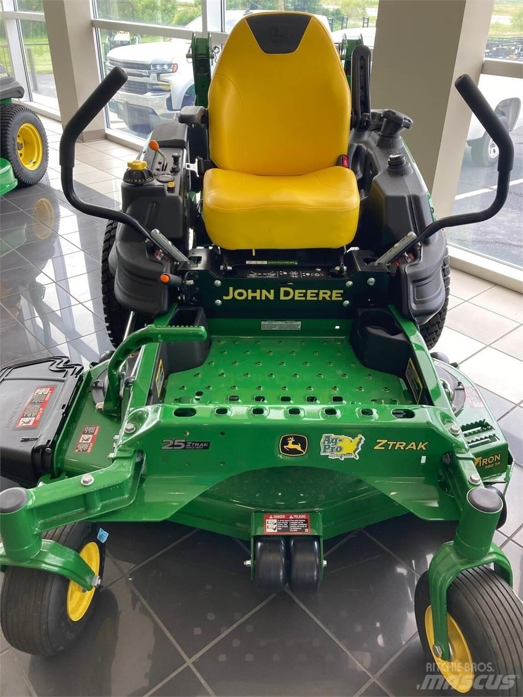 John Deere Z920M Sekačky s nulovým poloměrem otáčení
