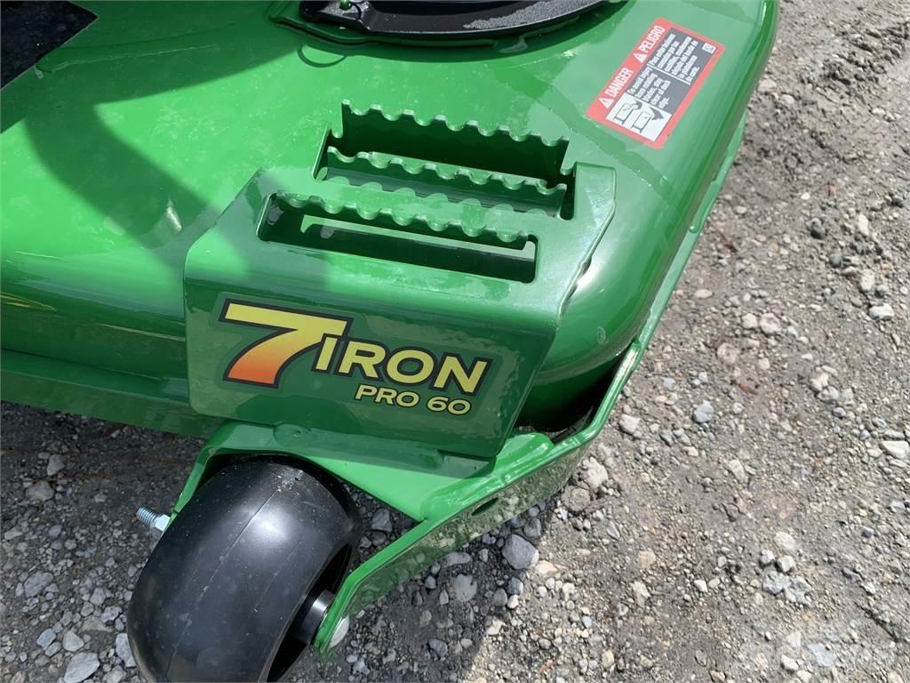 John Deere Z930M Sekačky s nulovým poloměrem otáčení