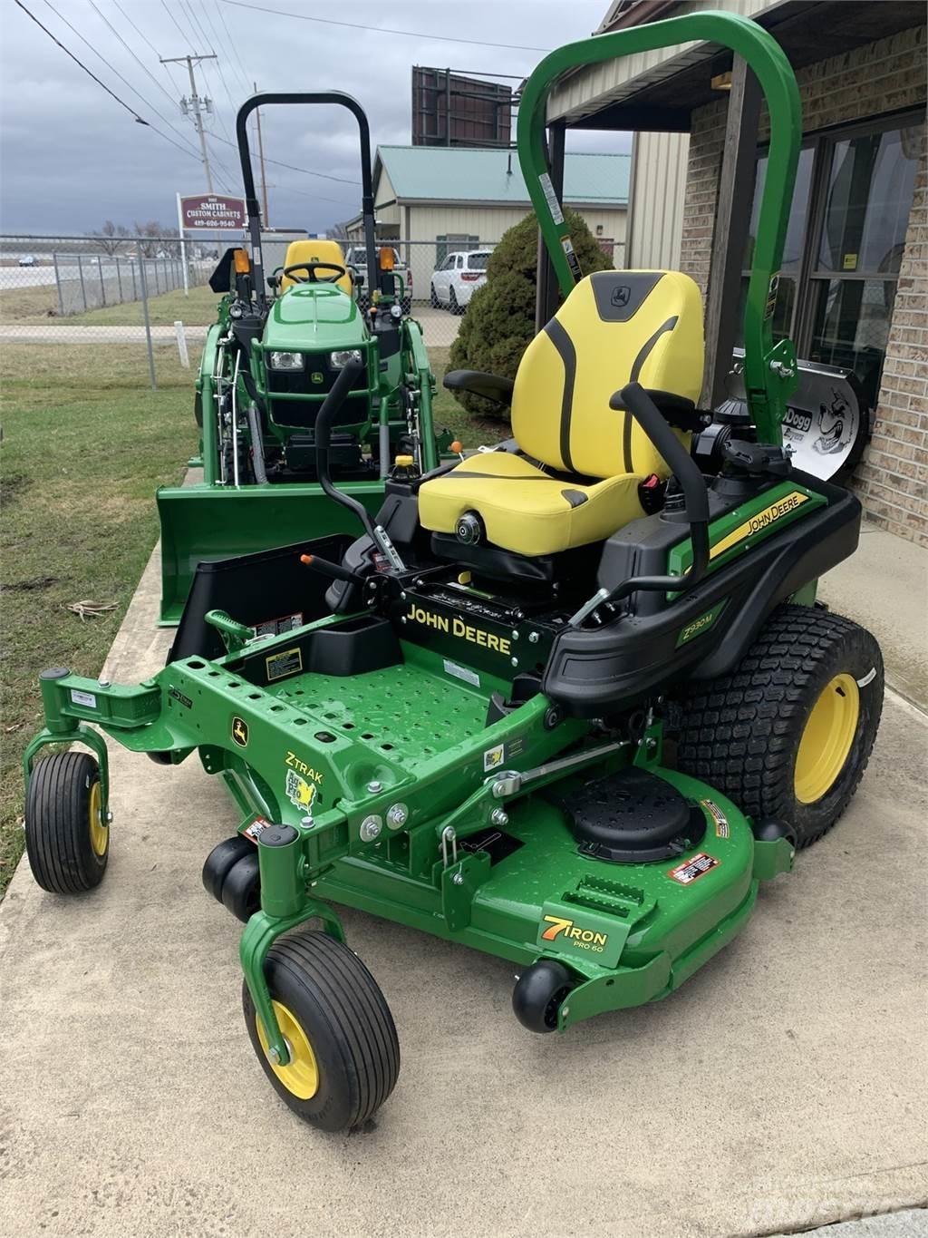 John Deere Z930M Sekačky s nulovým poloměrem otáčení