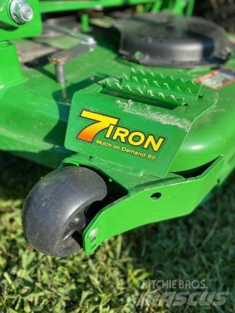 John Deere Z950M Sekačky s nulovým poloměrem otáčení