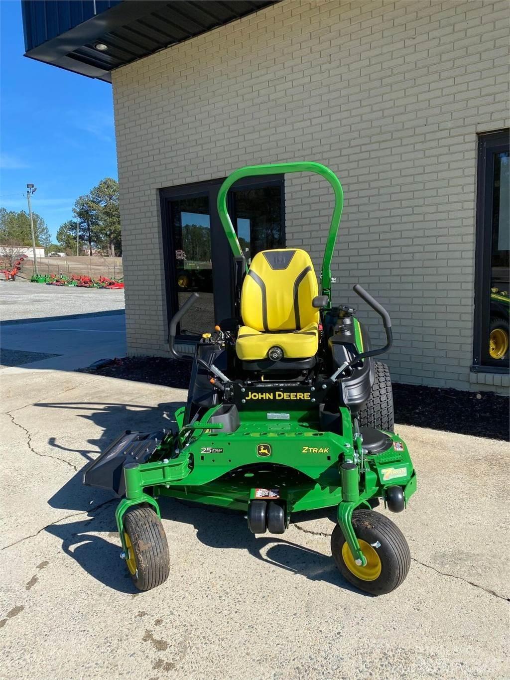John Deere Z950M Sekačky s nulovým poloměrem otáčení