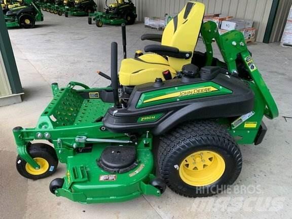 John Deere Z950M Sekačky s nulovým poloměrem otáčení
