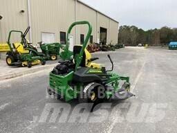 John Deere Z950R Sekačky s nulovým poloměrem otáčení