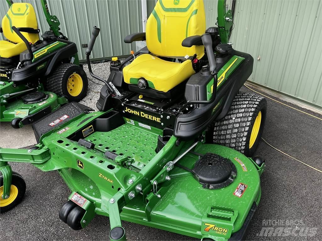 John Deere Z950R Sekačky s nulovým poloměrem otáčení