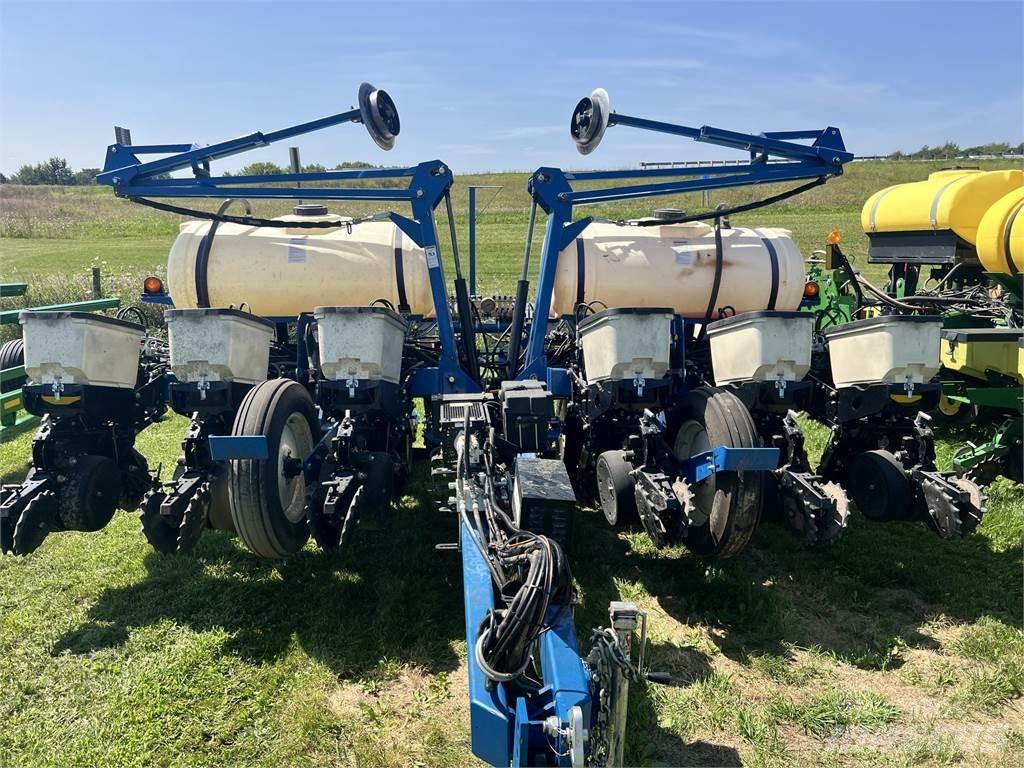 Kinze 3200 Sázecí stroje